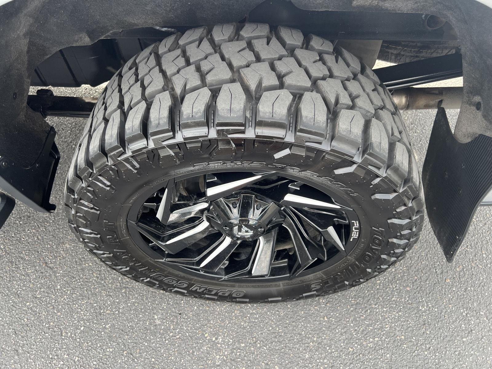 2022 Chevrolet Silverado 1500 LTZ - Photo 13