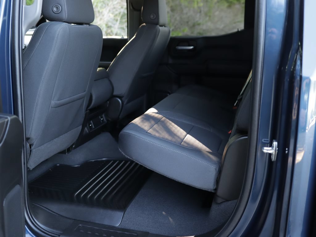 Used 2022 Northsky Blue Metallic Chevrolet Custom image 24