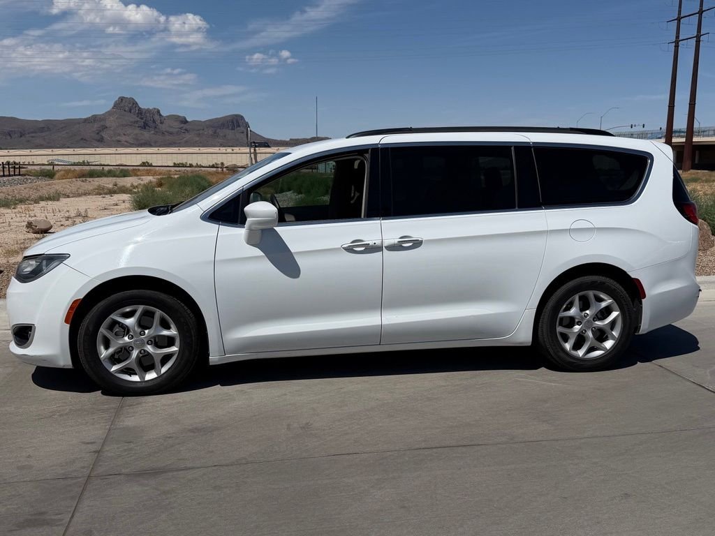 Used 2019 White Chrysler Touring Plus image 5
