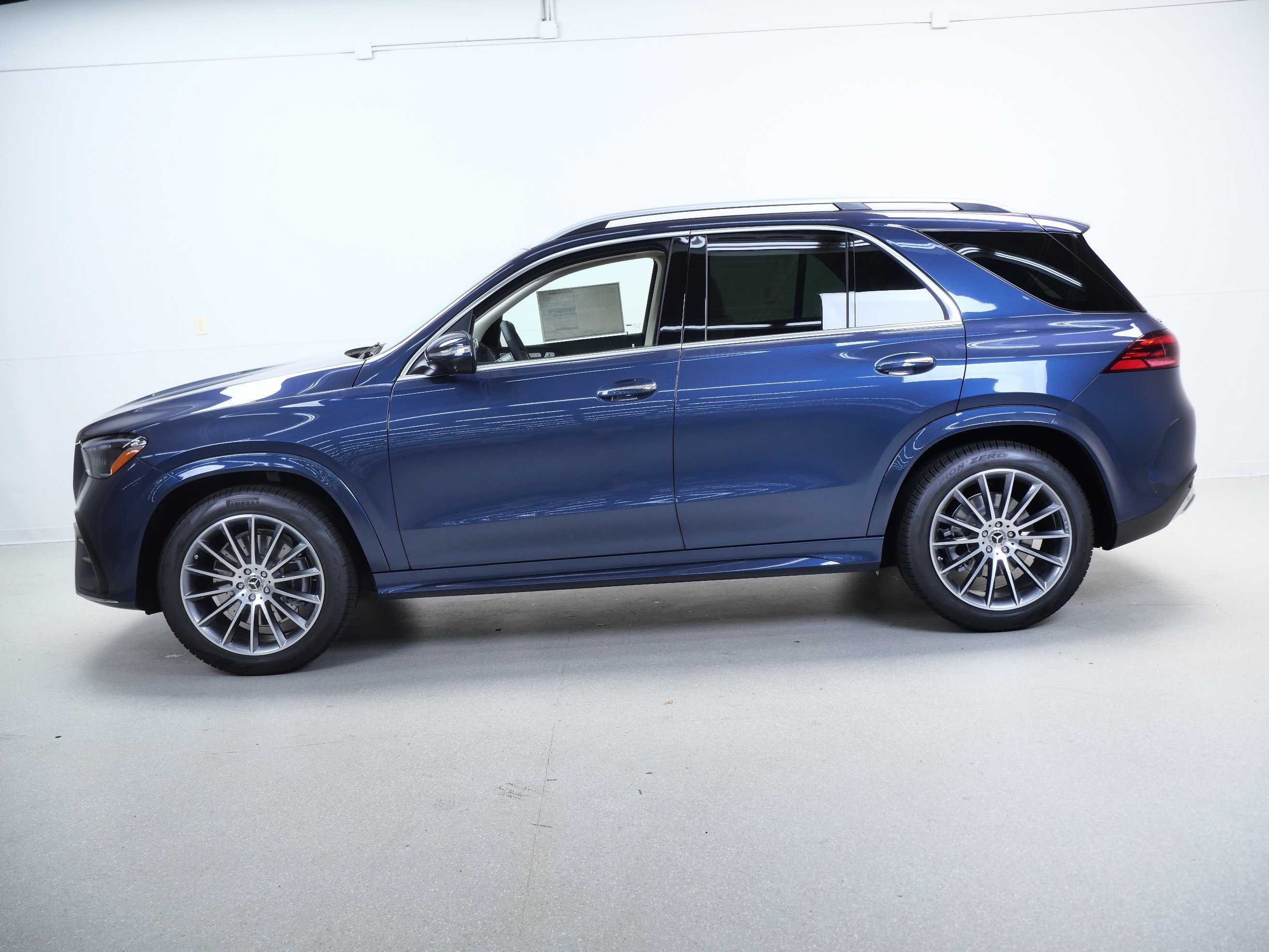New 2026 Twilight Blue Metallic Mercedes-Benz GLE 350 image 5