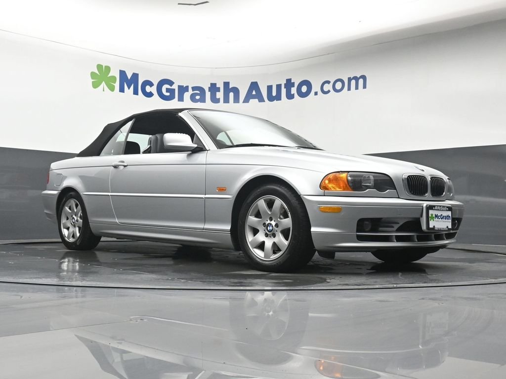 Used 2001 Silver BMW 325Ci image 23