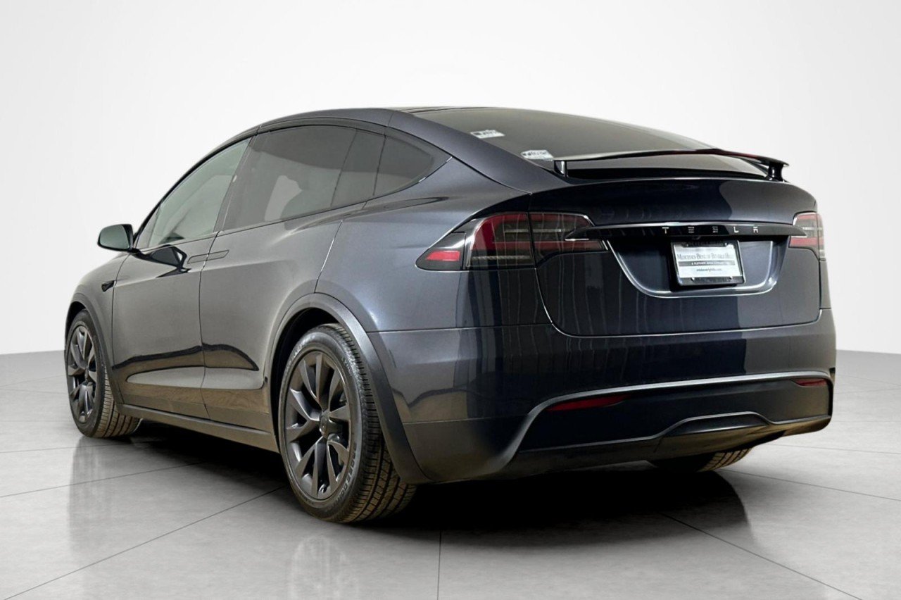 Used 2024 GREY Tesla AWD image 3