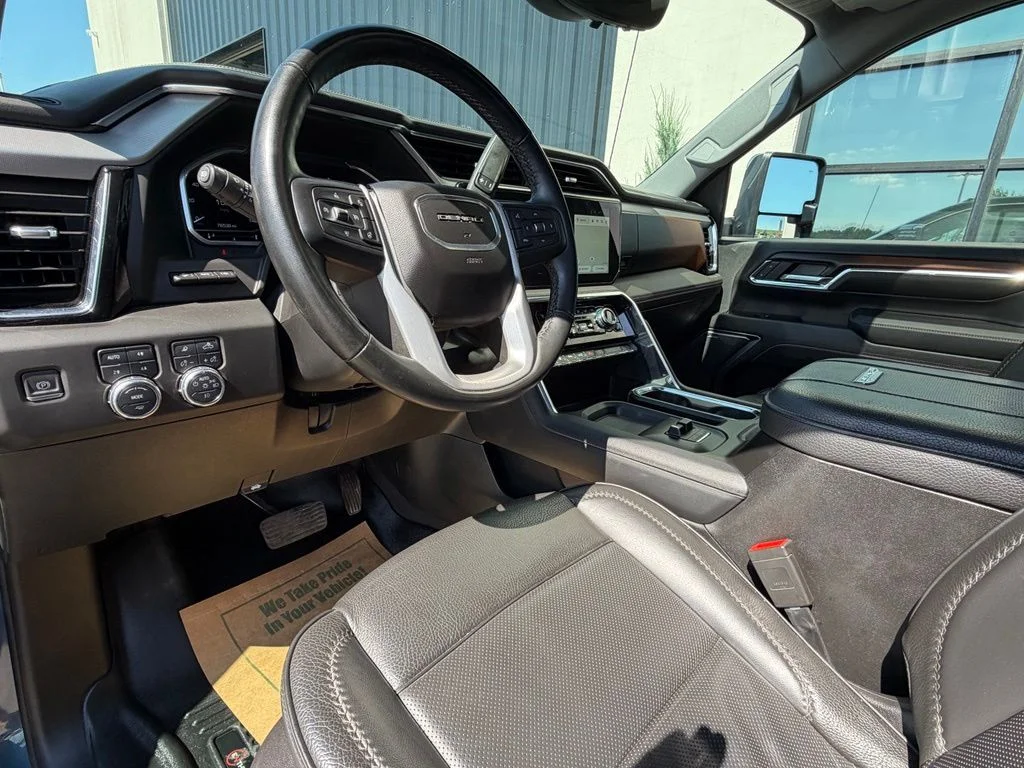 Used 2024 Blue GMC Denali image 11