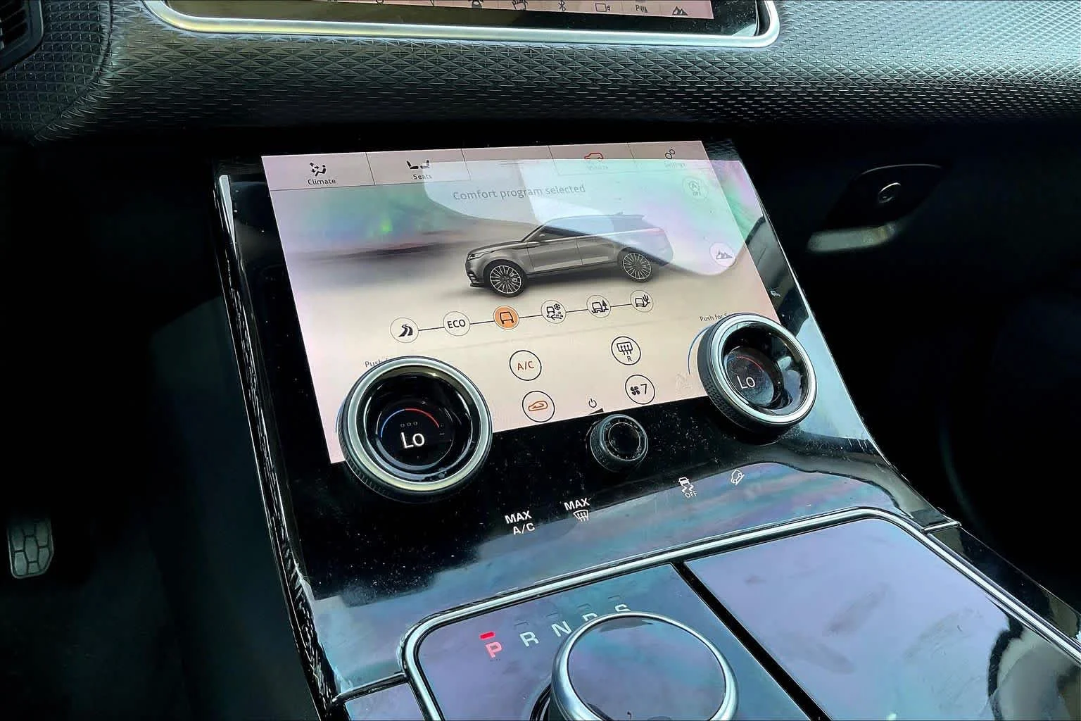 Used 2019 Corris Grey Metallic Land Rover S image 34