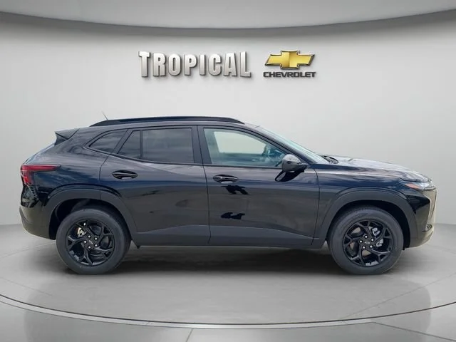 New 2026 Mosaic Black Metallic Chevrolet LT image 6