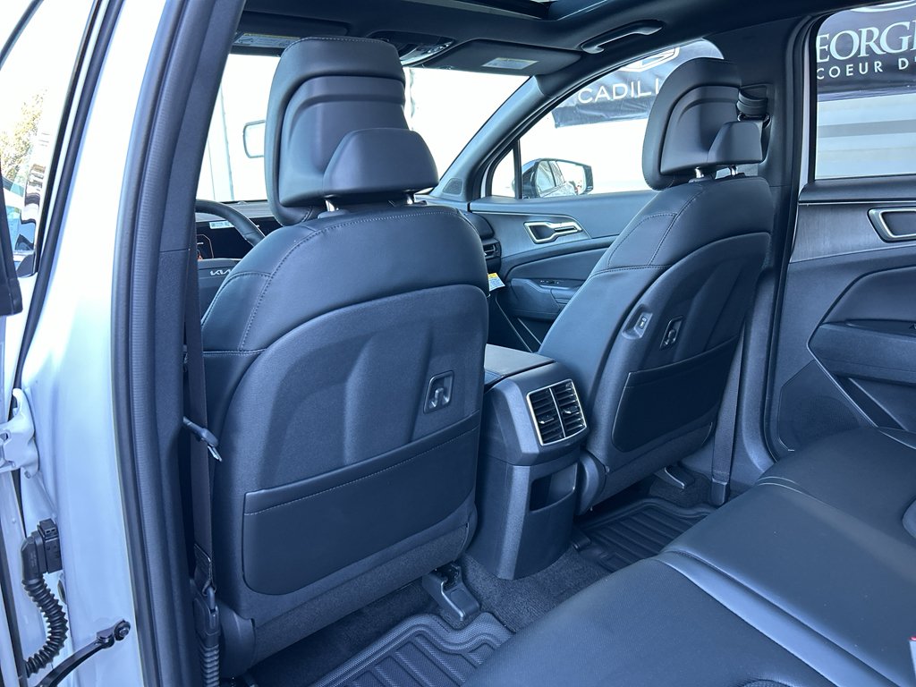 New 2026 Glacial White Pearl Kia X-Line image 13