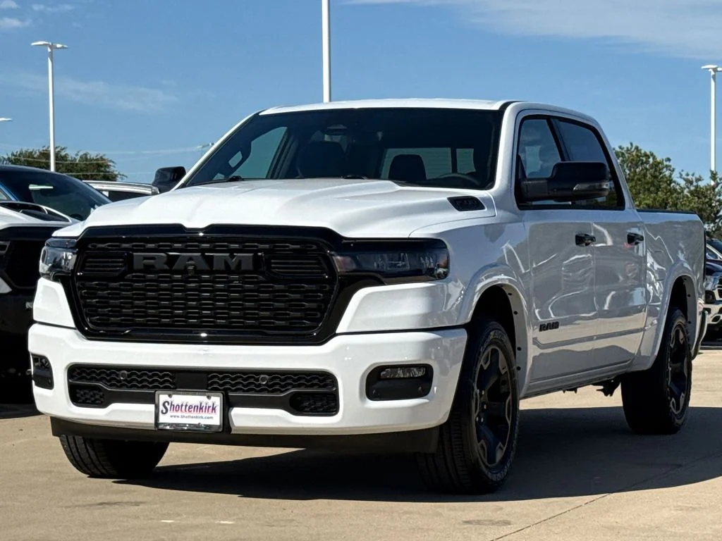 New 2026 Bright White Clear-Coat Exterior Paint RAM Big Horn/Lone Star image 3