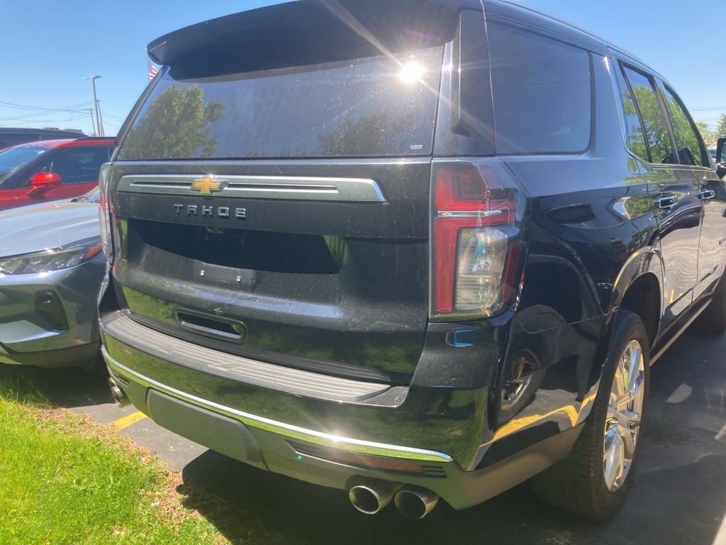 Used 2021 Black Chevrolet High Country image 7