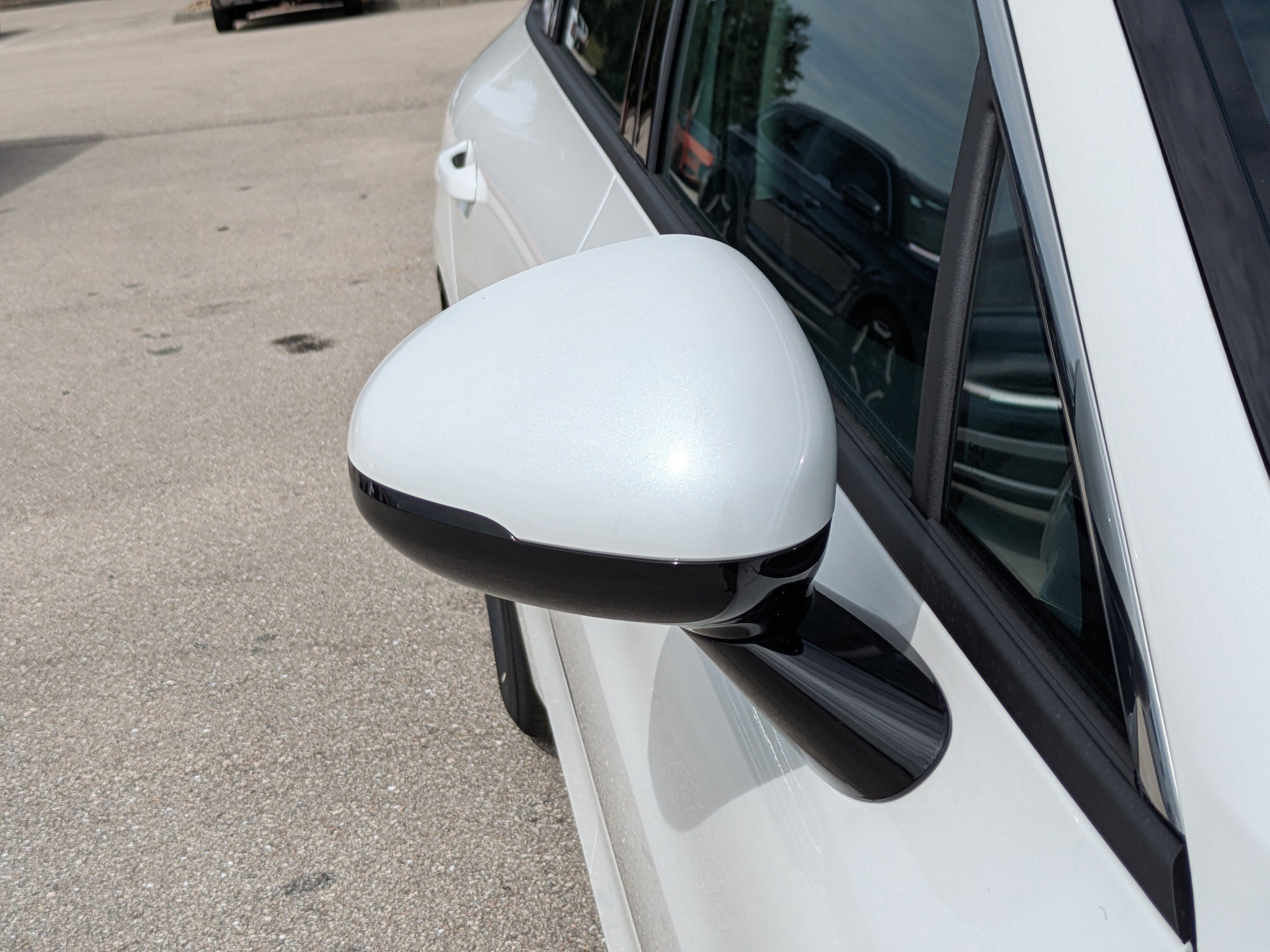 New 2026 Snow White Pearl Kia LXS FWD image 12
