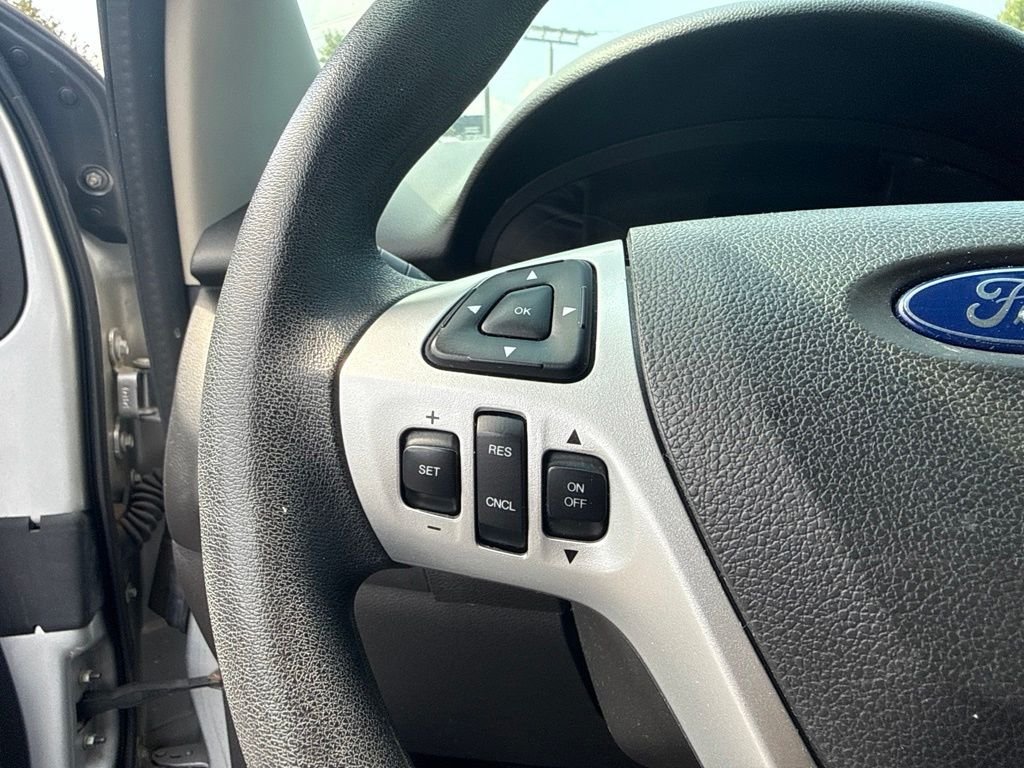 Used 2014 Silver Ford SE image 9