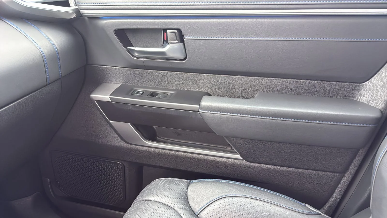 Used 2023 Blue Toyota Platinum image 22