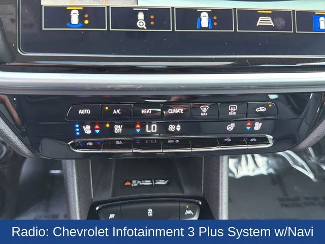 Used 2023 White Chevrolet Premier image 14