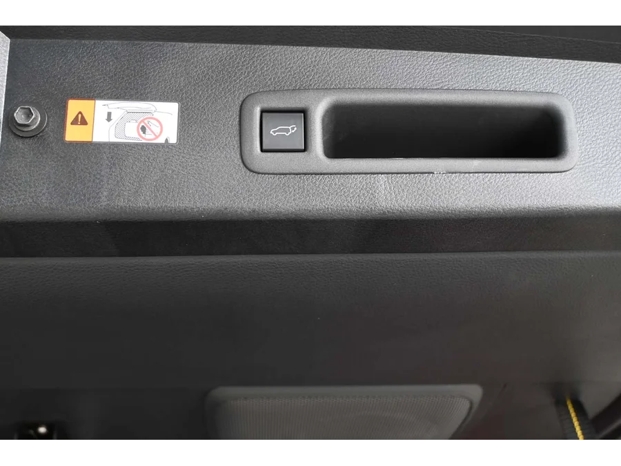 2026 Toyota Sienna LE - Photo 20