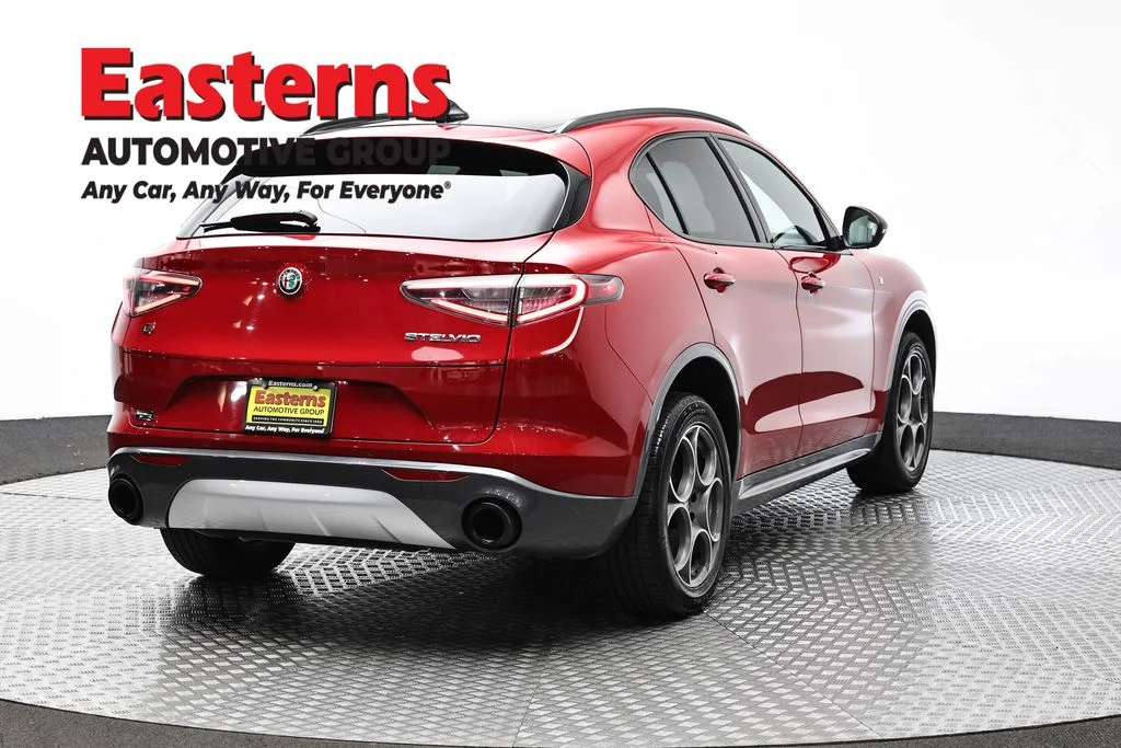 Used 2024 Red Alfa Romeo Ti image 5