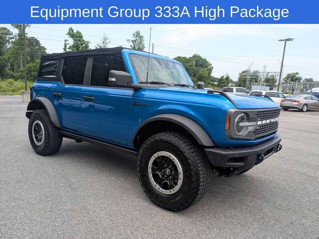 Used 2022 Blue Ford Badlands image 2
