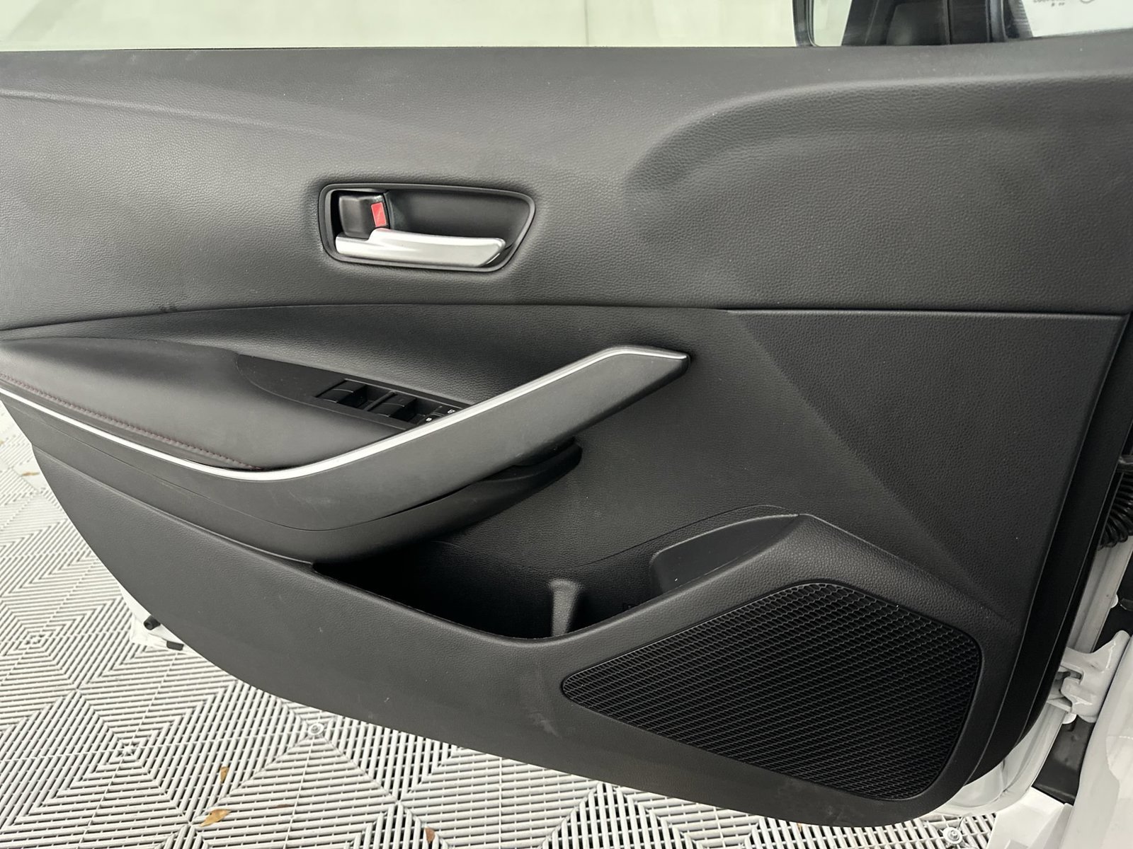 Used 2024 White Toyota SE Nightshade image 29