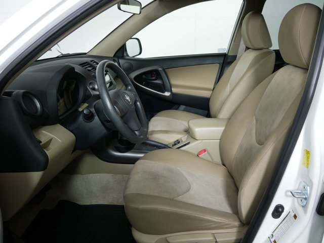 Used 2009 Super White Toyota w/ Extra Value Pkg image 9