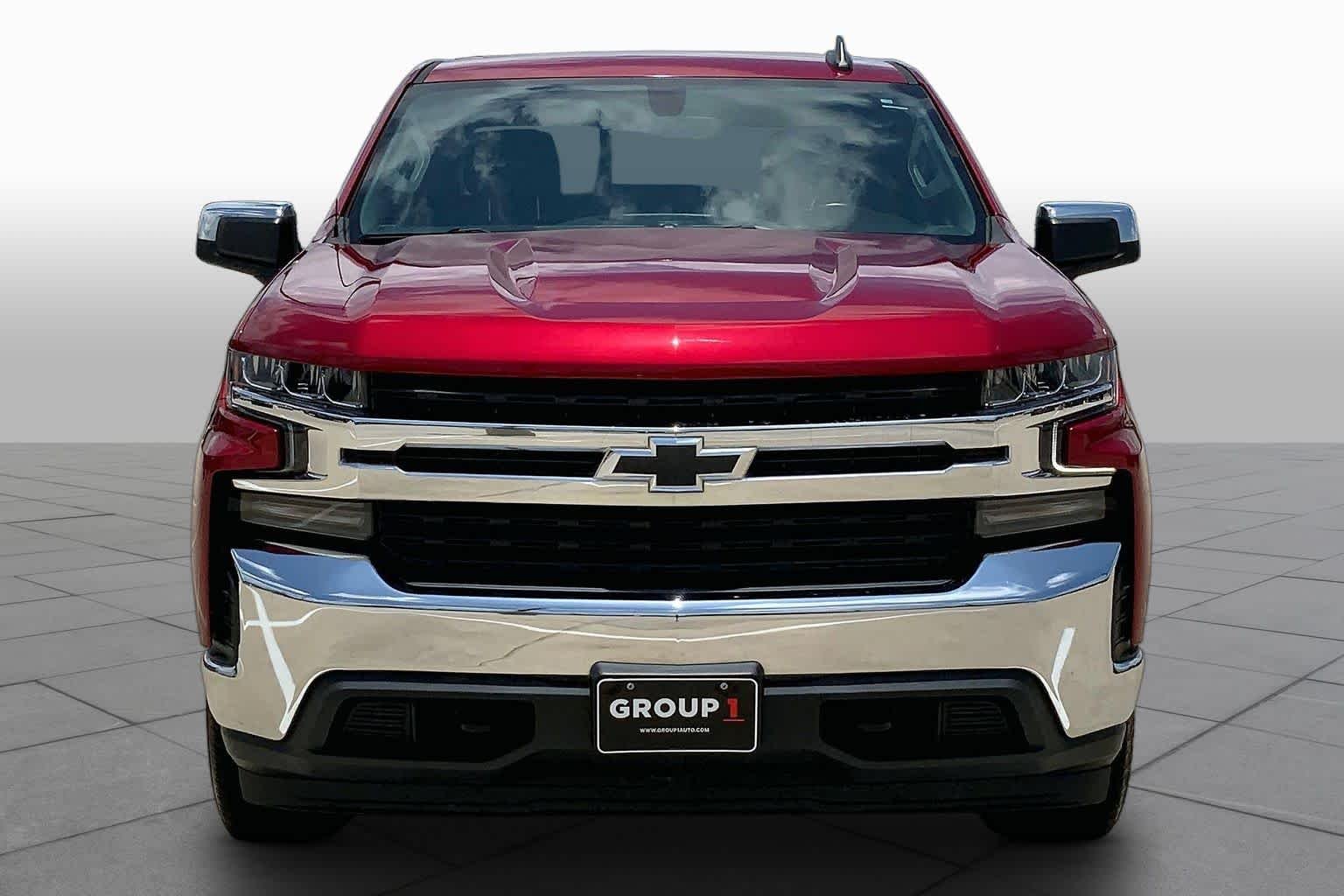 Used 2022 Cherry Red Tintcoat Chevrolet LT image 4