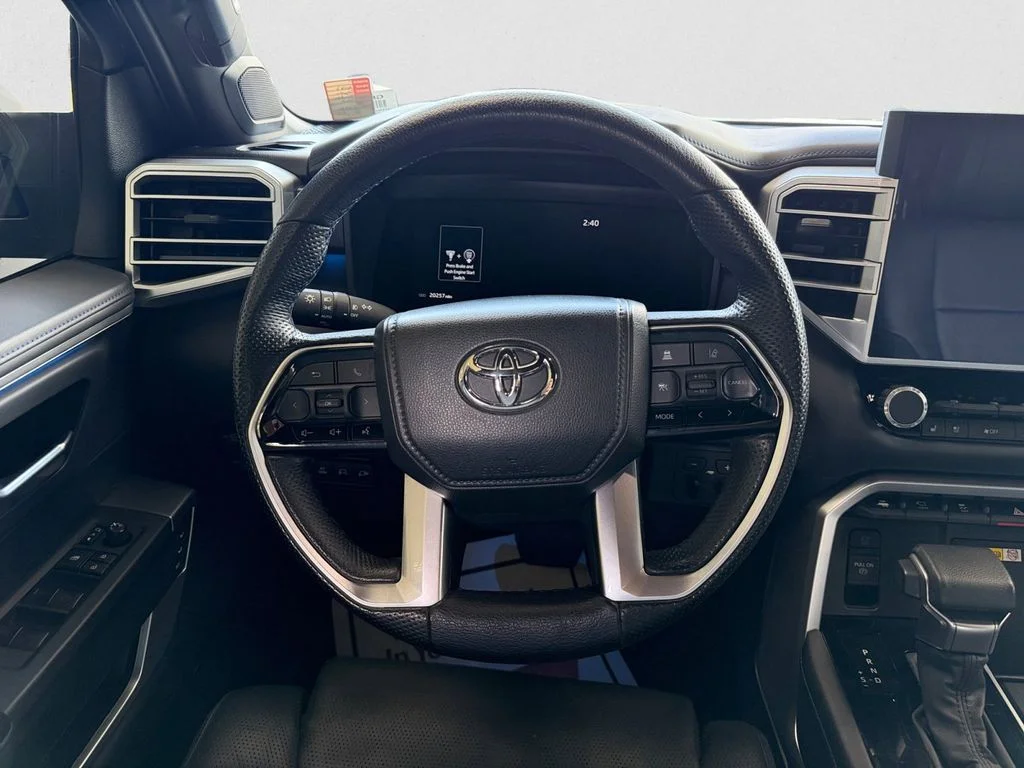 Used 2023  Toyota Platinum image 7