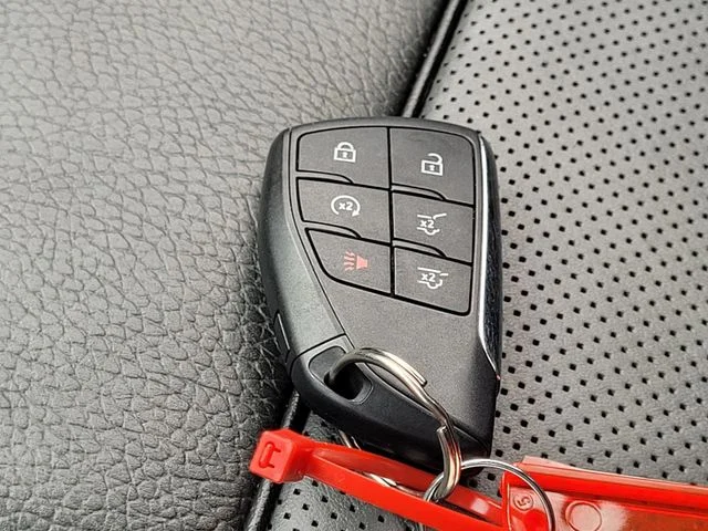 Used 2023 Beige GMC Denali image 36