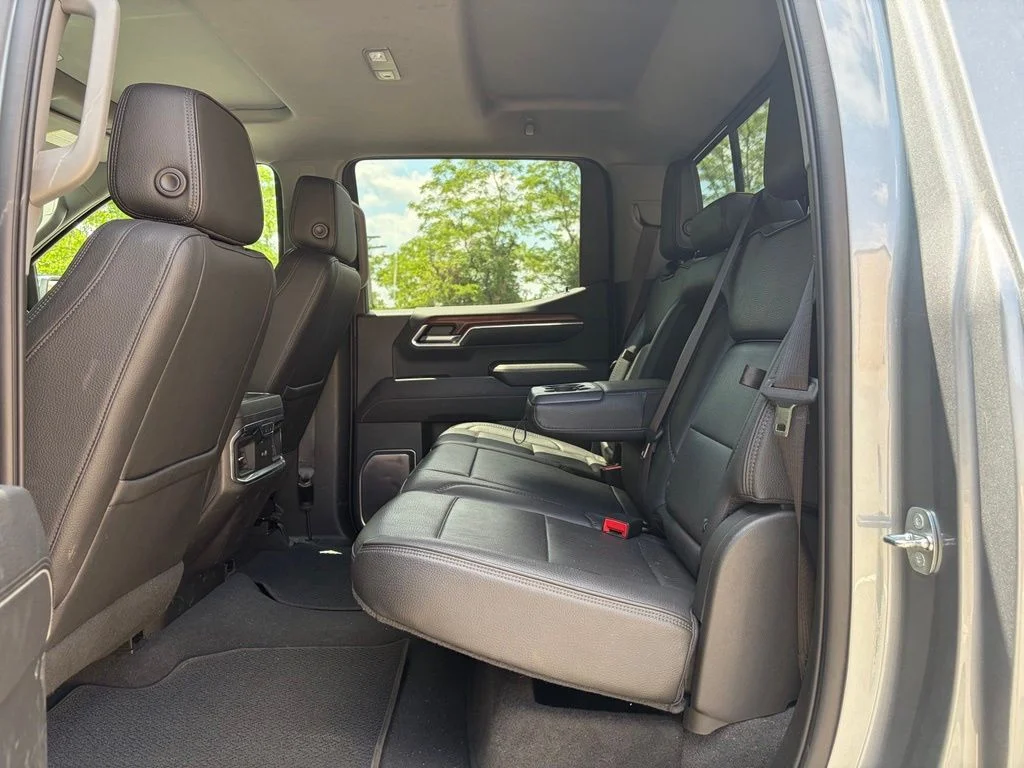 Used 2023 Silver GMC Denali image 13