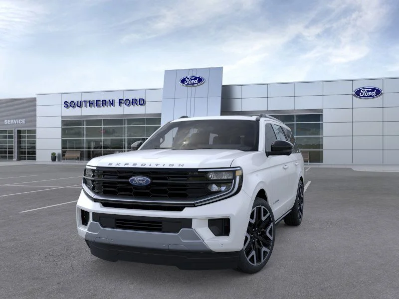 New 2026 Star White Metallic Tri-Coat Ford Platinum image 25