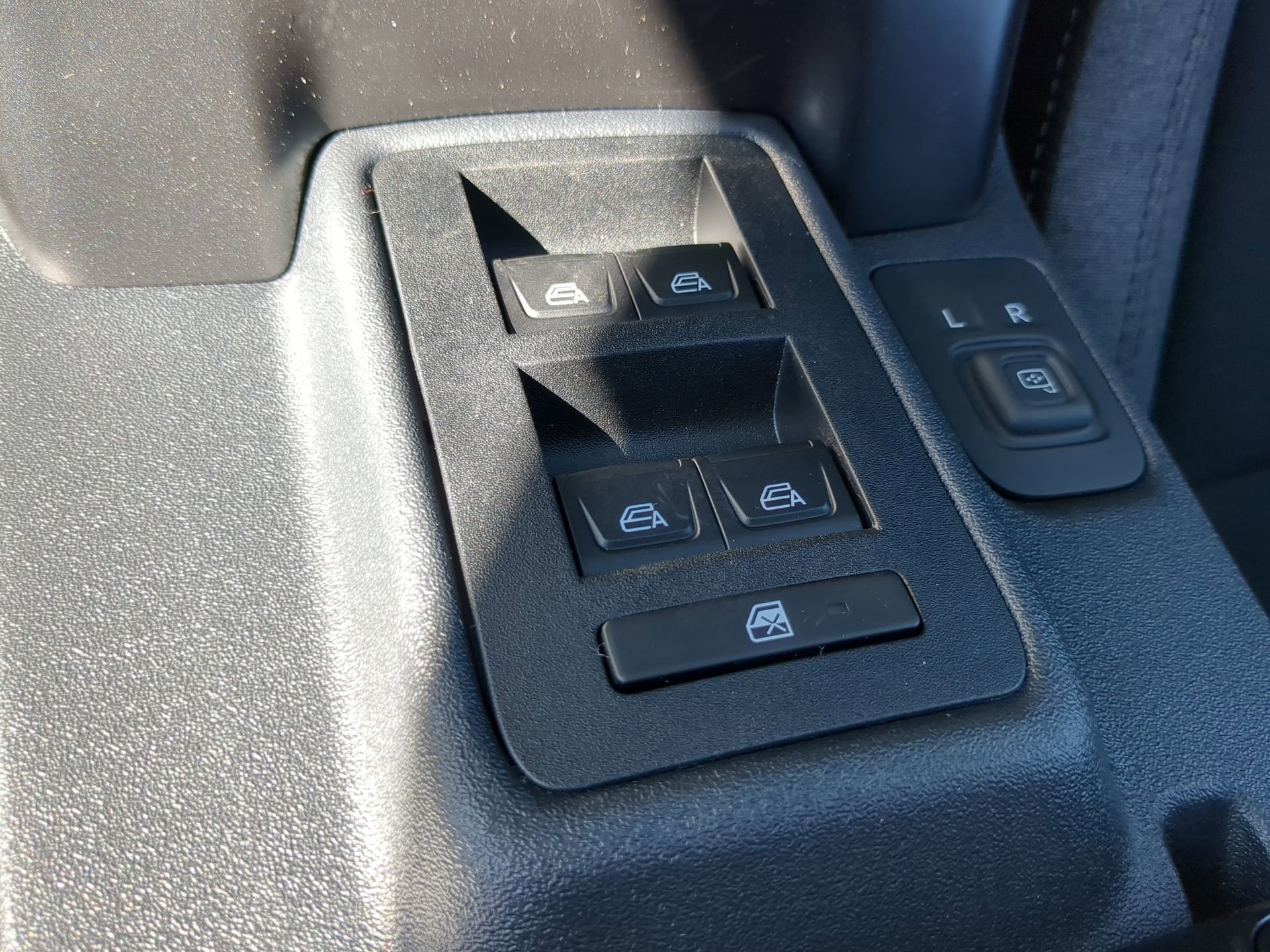 2025 Ford Bronco 4-Door Base - Photo 43
