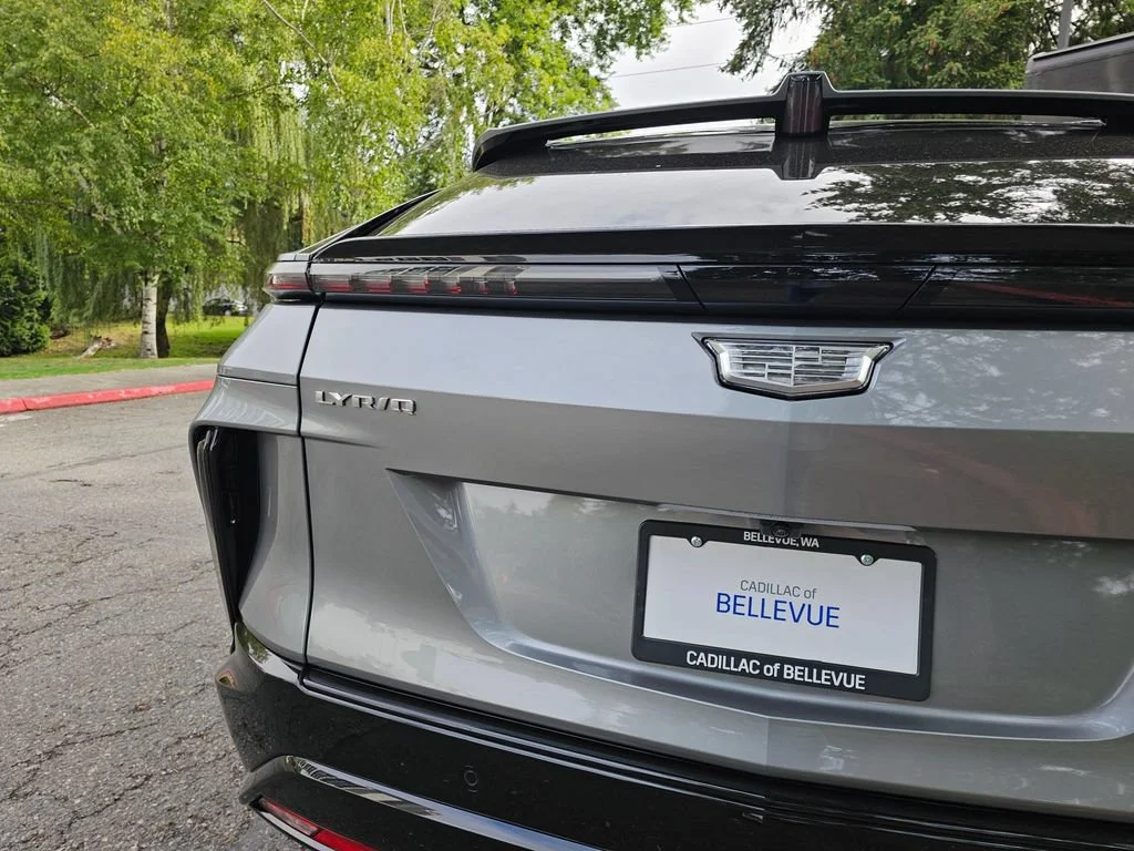 New 2027 Argent Silver Metallic Cadillac Sport image 15
