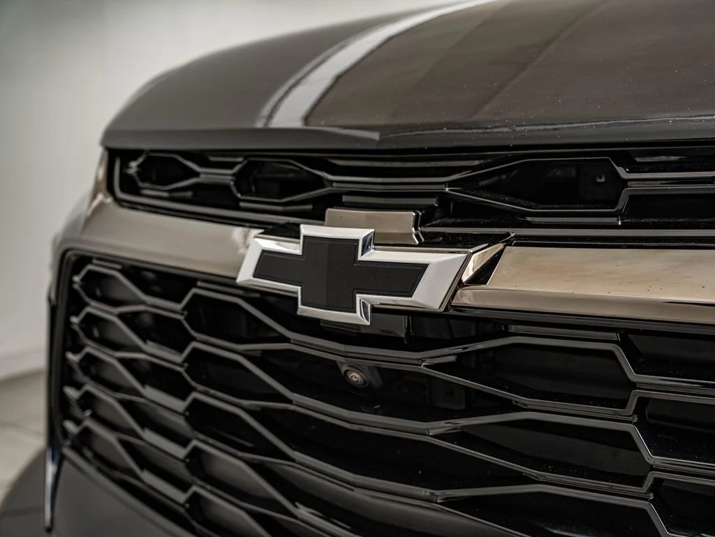 Used 2019 Black Chevrolet RS image 12