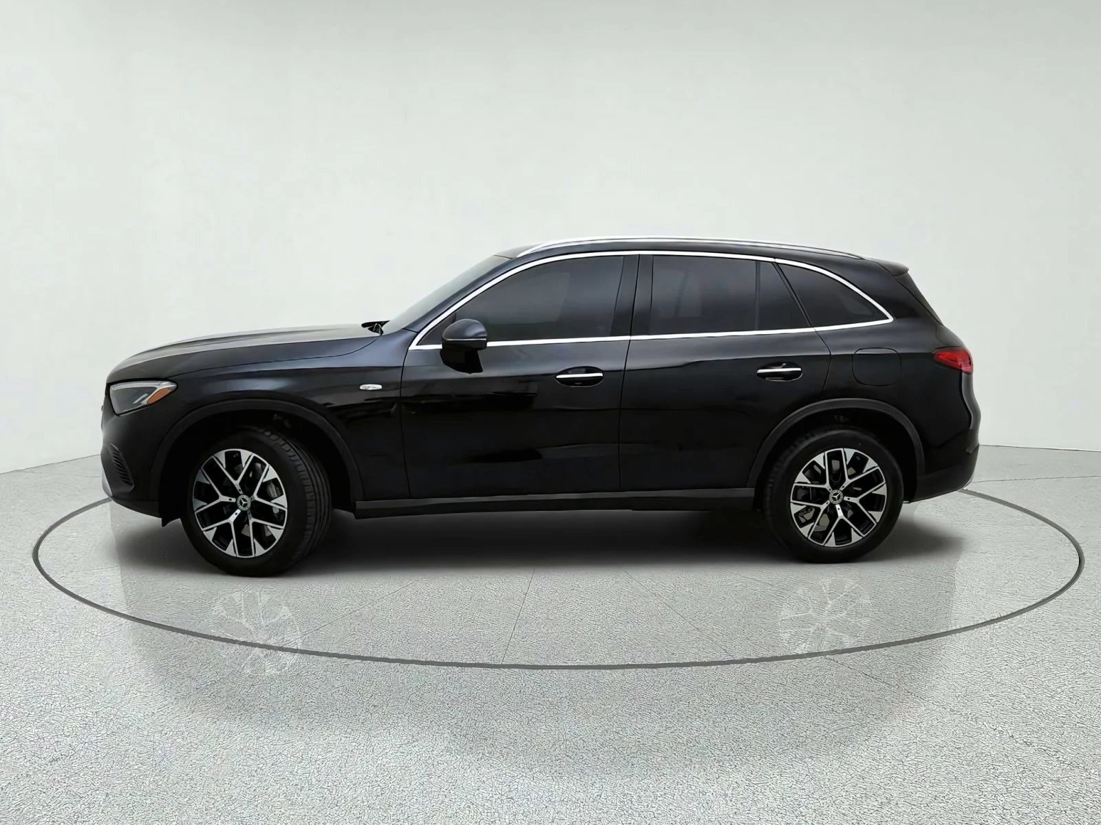Certified Used 2025 Black Mercedes-Benz GLC 350e image 14