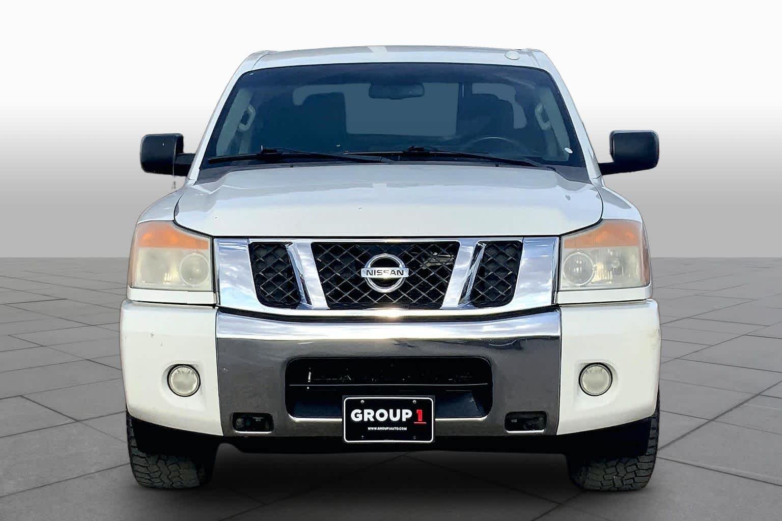 Pre-Owned 2014 Nissan Titan SV