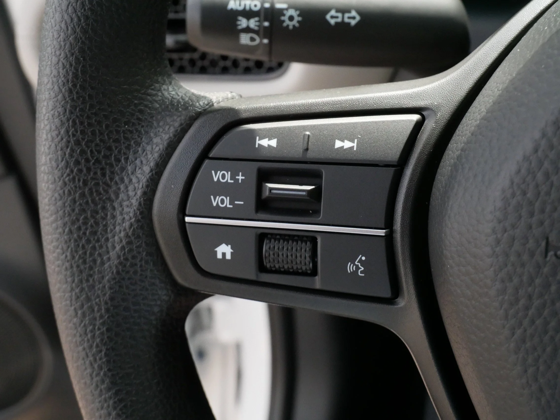 2026 Honda HR-V LX - Photo 27