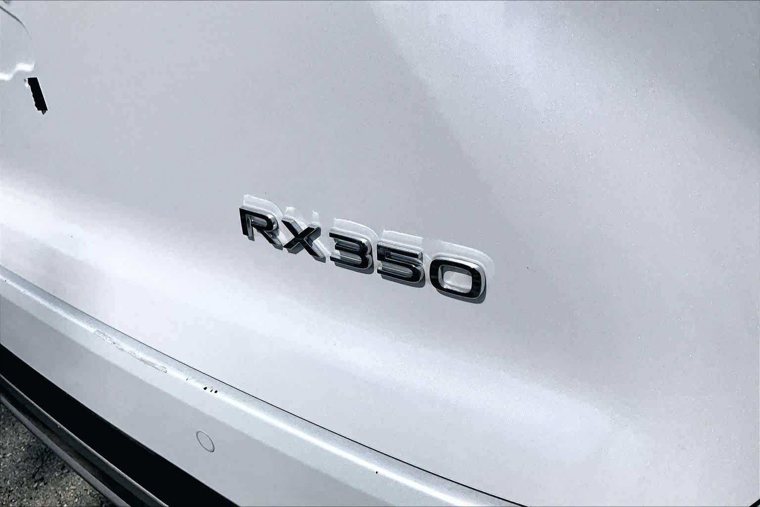 Used 2024 Eminent White Pearl Lexus Premium image 10