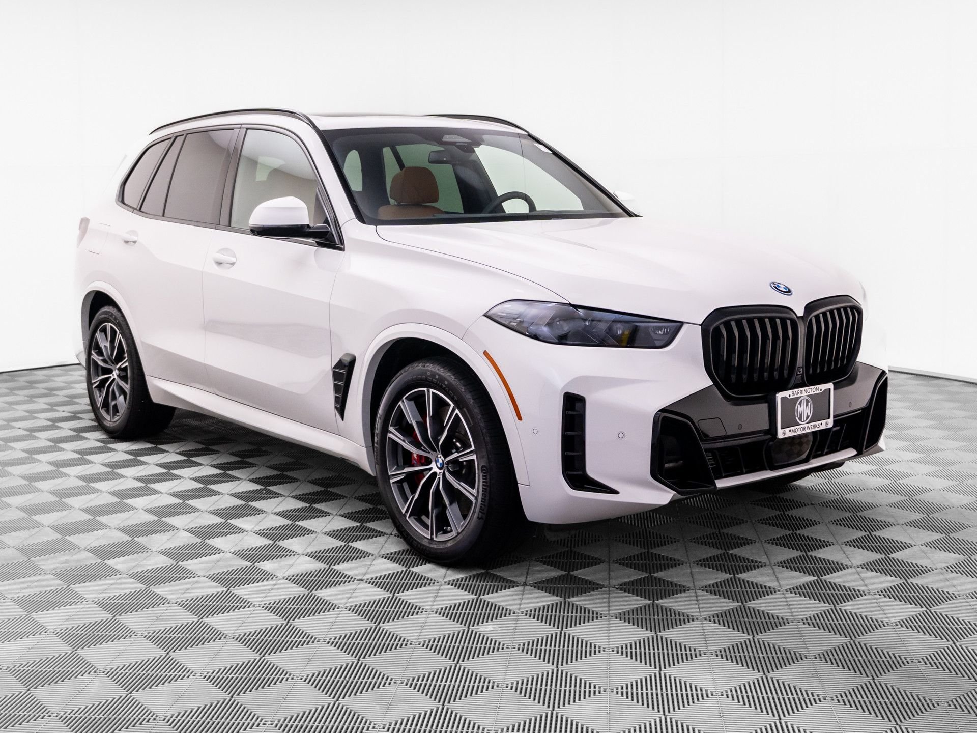 Certified Used 2026 Alpine White BMW xDrive50e image 7