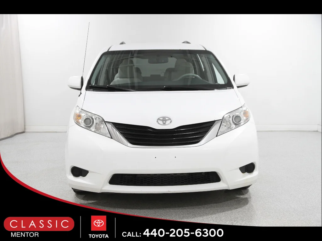 Used 2012 Toyota Sienna LE with VIN 5TDKK3DC0CS208051 for sale in Mentor, OH