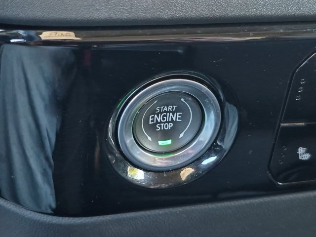 Used 2024 Summit White Chevrolet LT (2FL) image 19