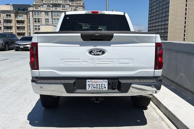 Used 2025 Oxford White Ford XLT image 9