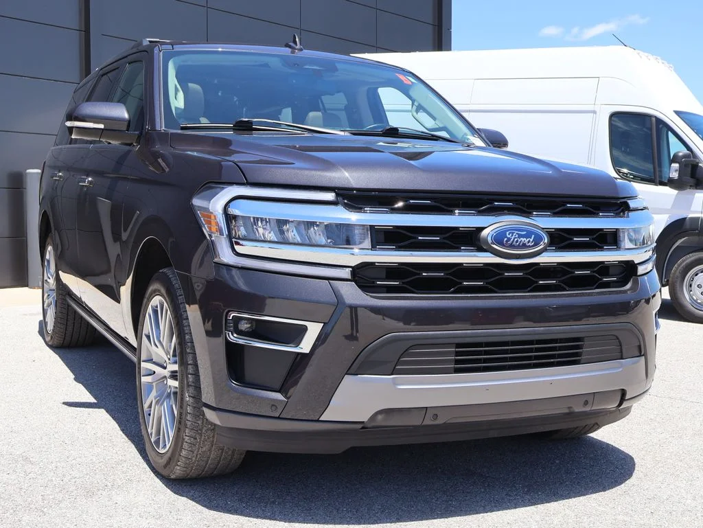 Used 2024 Gray Ford Limited image 6