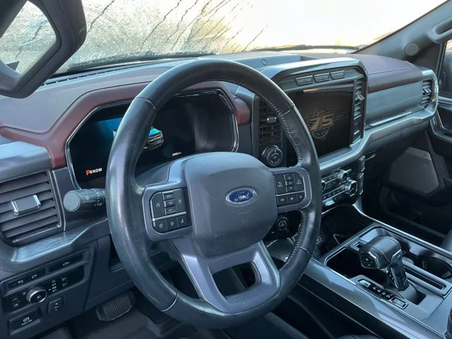 Used 2023 Gray Metallic Ford Lariat image 12