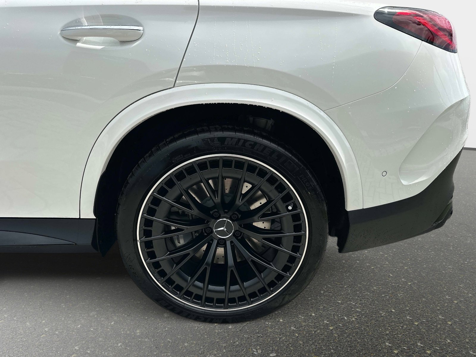 Certified Used 2026 Polar White Mercedes-Benz 43 AMG® image 10