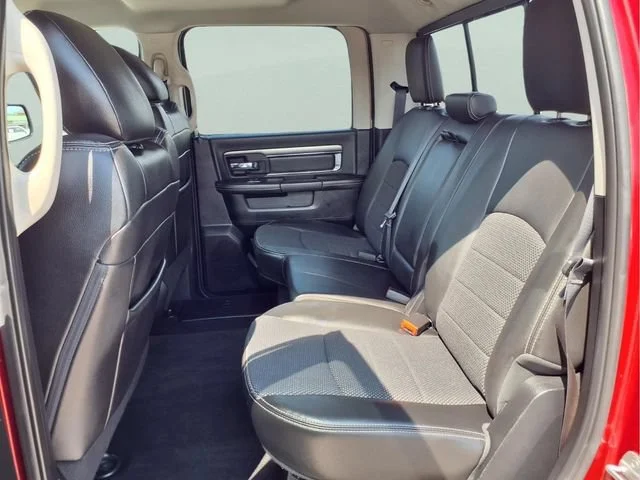 Used 2015  Ram Sport image 25