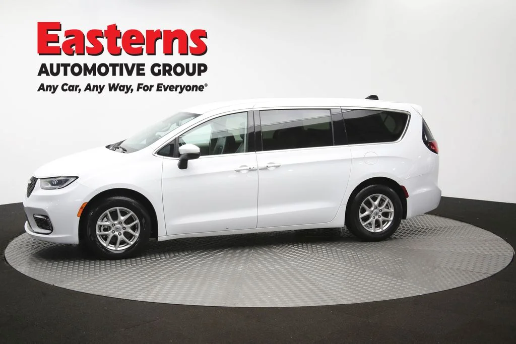 Used 2023 White Chrysler Touring L image 59