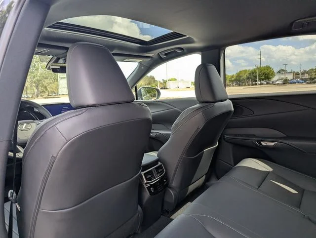 2026 Lexus RX 350 Premium - Photo 18