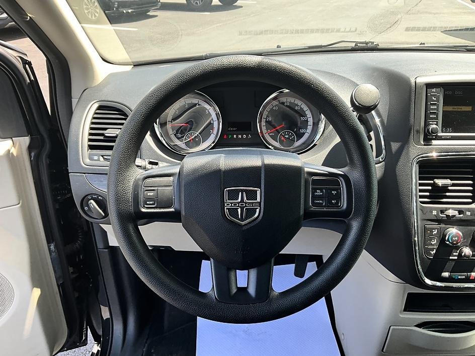 Used 2018 Black Dodge SE image 28