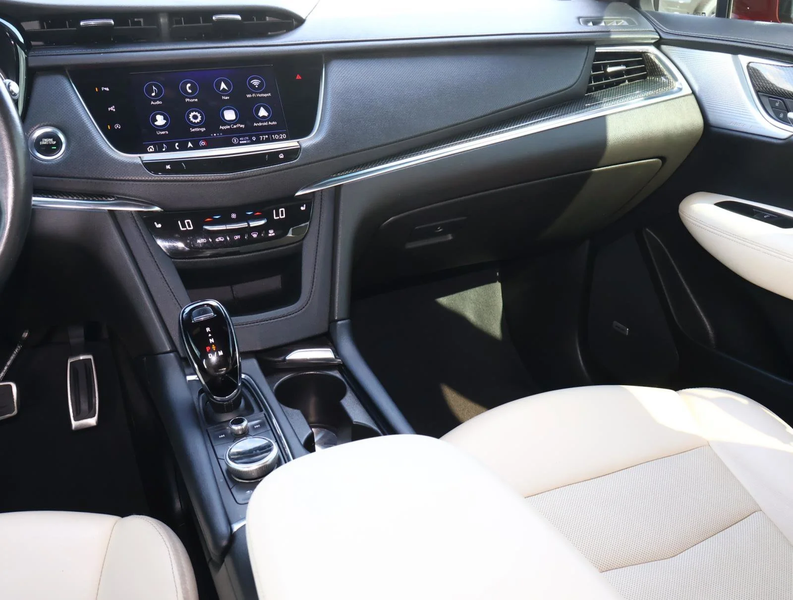2023 Cadillac XT5 Sport - Photo 16