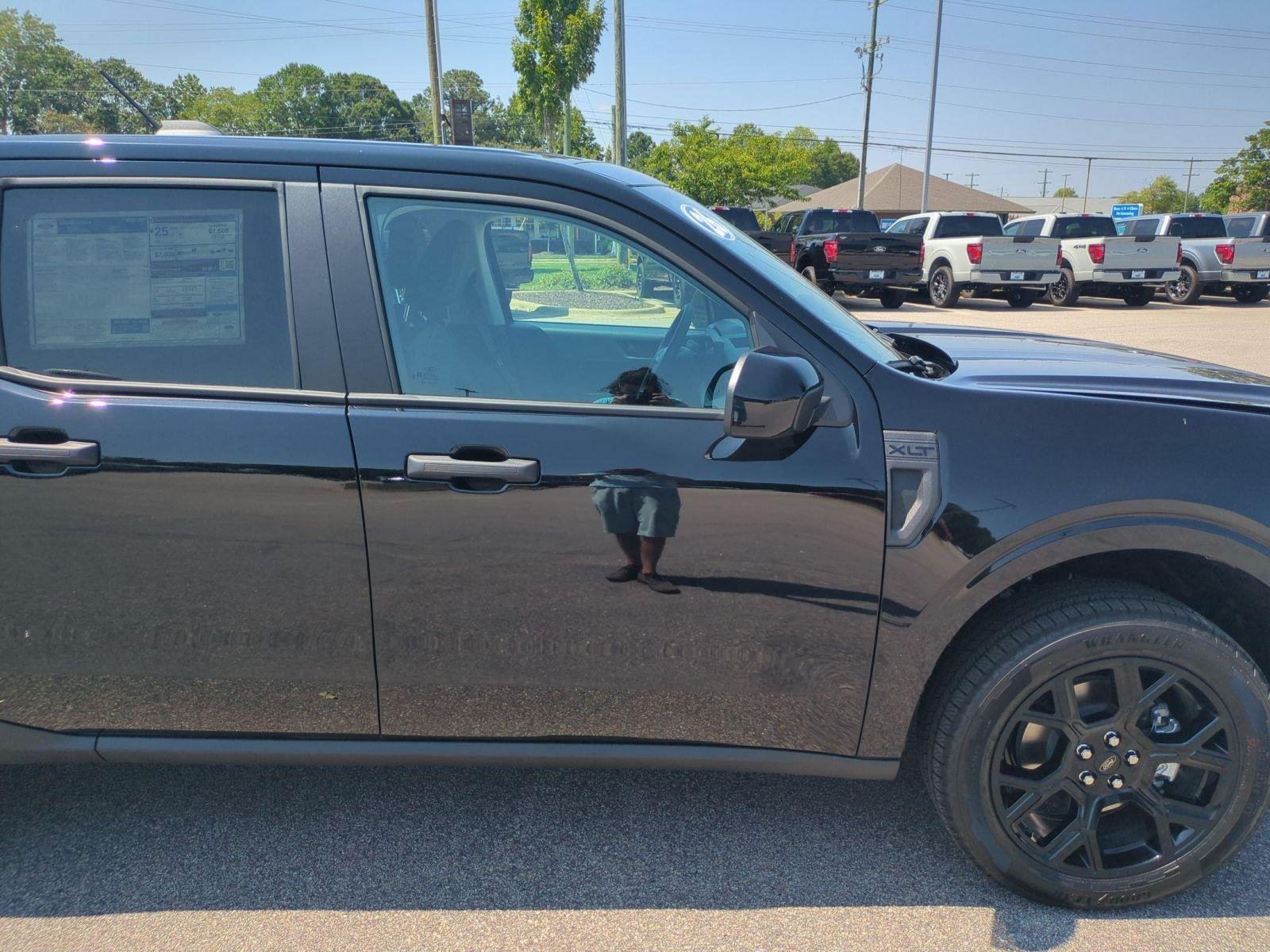 New 2026 Shadow Black Ford XLT image 36