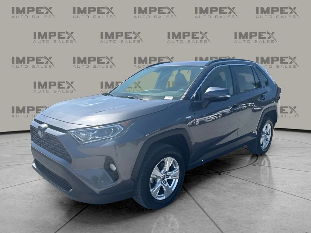 Used 2021 Gray Toyota XLE image 1