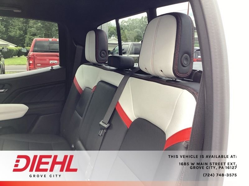 Used 2024 White GMC AT4X image 17
