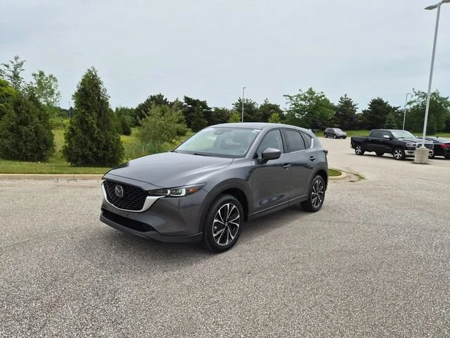 2023 Mazda CX-5 S Premium package Auto AWD's photo