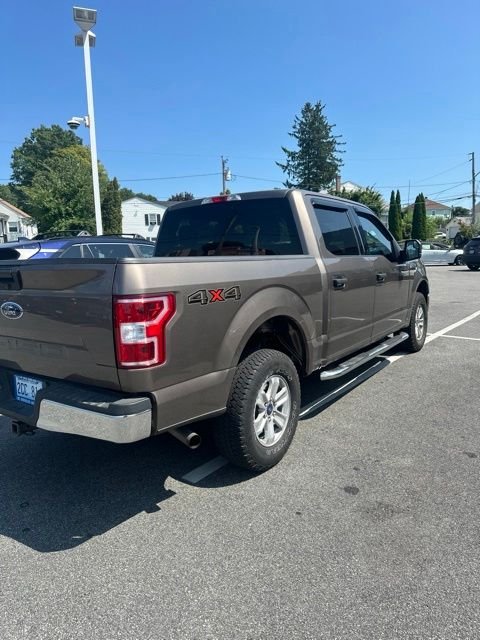 Used 2019 Gray Ford XLT image 4
